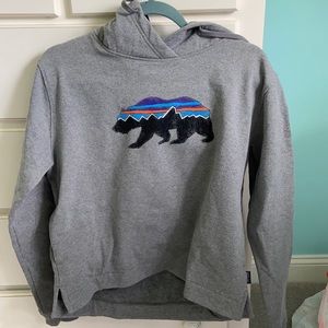 Women’s Patagonia logo slightly-cropped hoodie